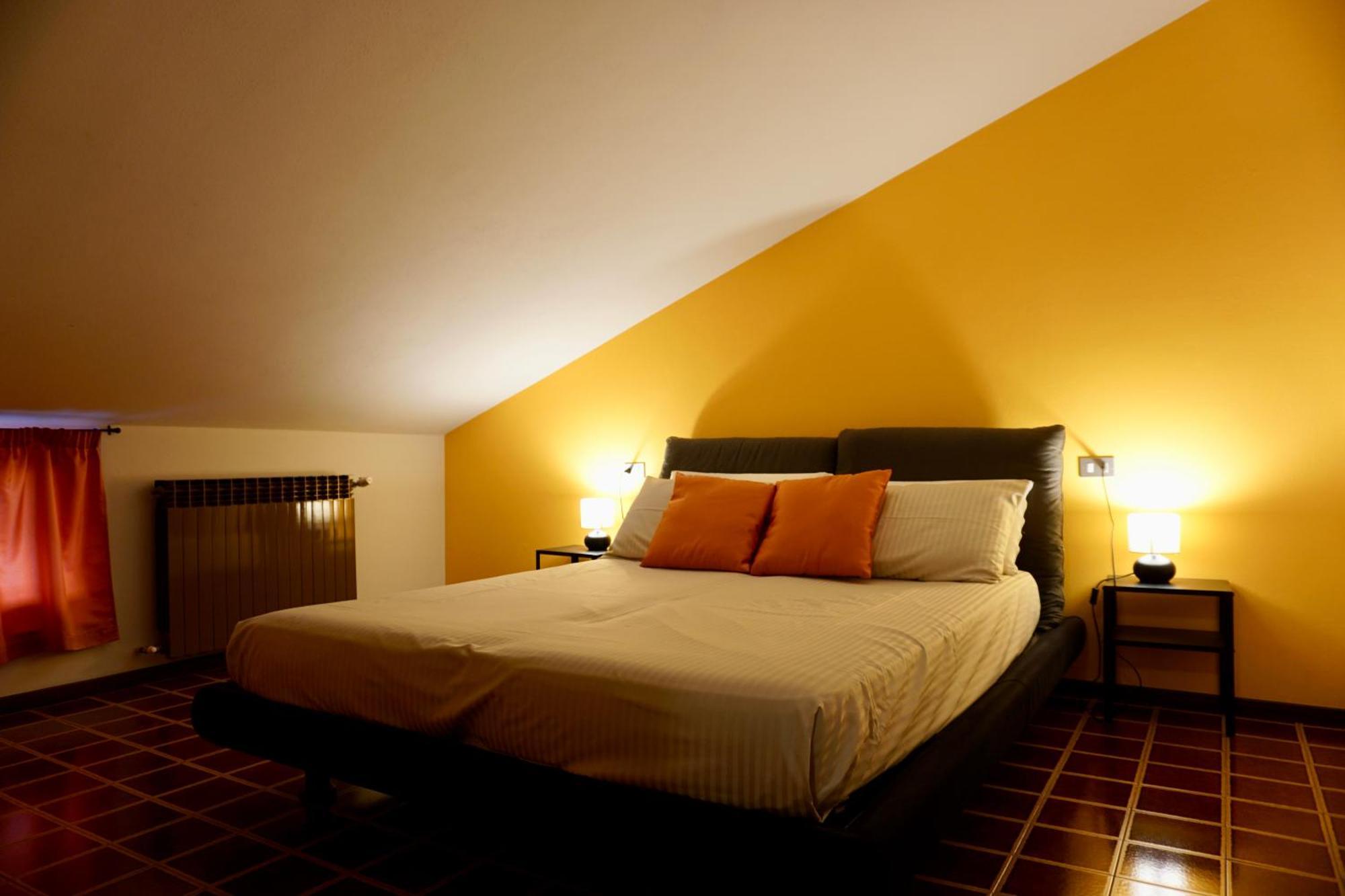 Attic House Mountain Lake Iseo Hospitality Bossico Dış mekan fotoğraf